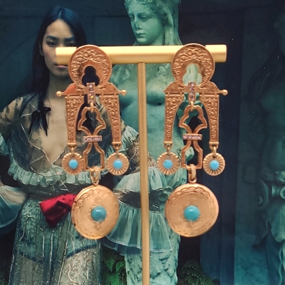 Vintage Estate Moraccan Palace Crystal Locket Gold Chandelier Earrings - Picture 14 of 15